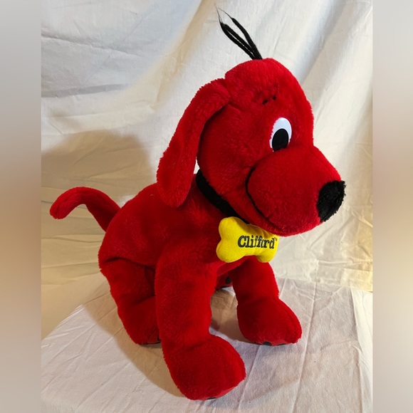 Clifford the big red dog plush stuffed animal - Picture 2 of 6